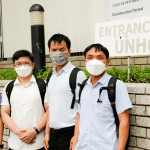 中国深圳改革宗圣道教会的成员准备在泰国曼谷的联合国难民办公室提交他们的庇护申请。